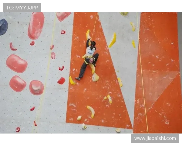 重庆滑板队在攀岩联赛中以89分稳居积分榜首位展现强劲实力